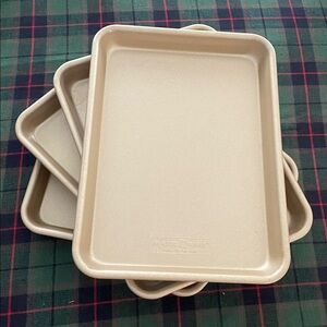 4- Nordic Ware Gold Non-Stick Quarter Sheet Pans